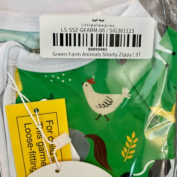 Little sleepies green farm zippy shortie - Picture 2 of 2